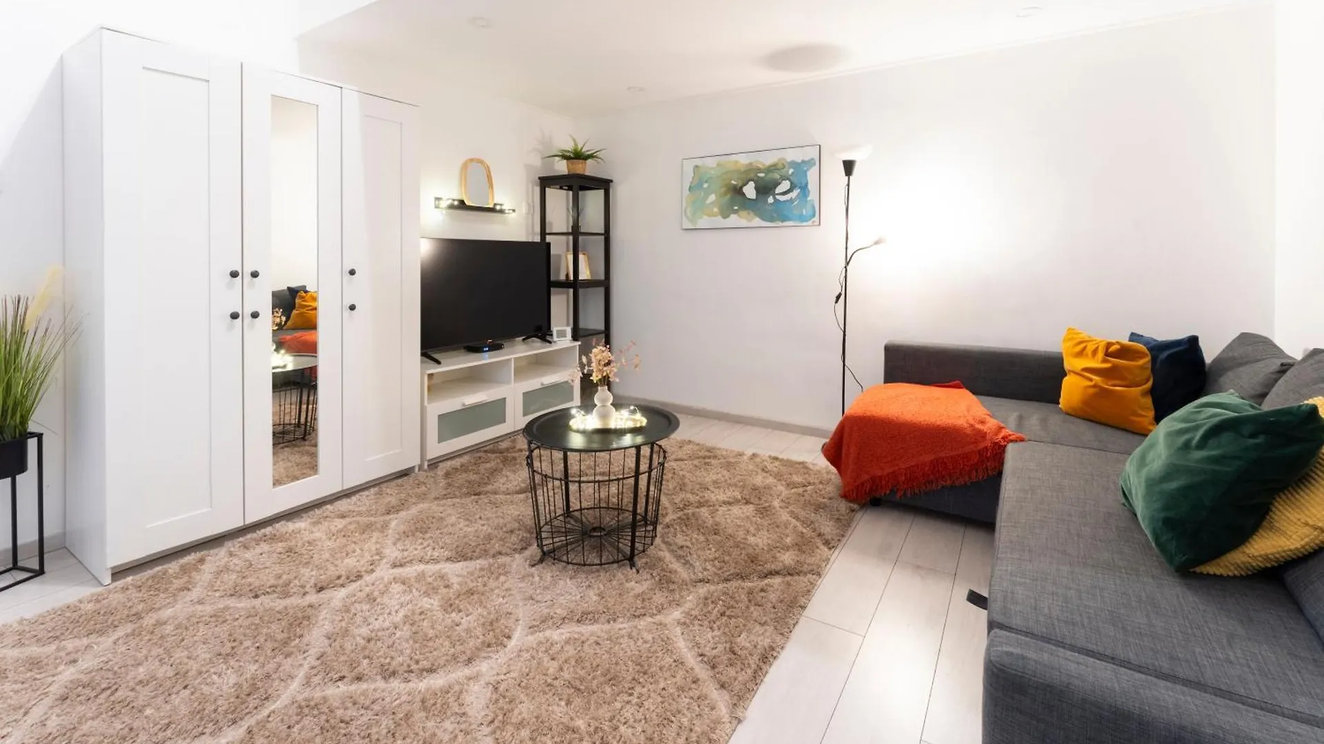 Apartment Teljes Loftlakas, Budapest